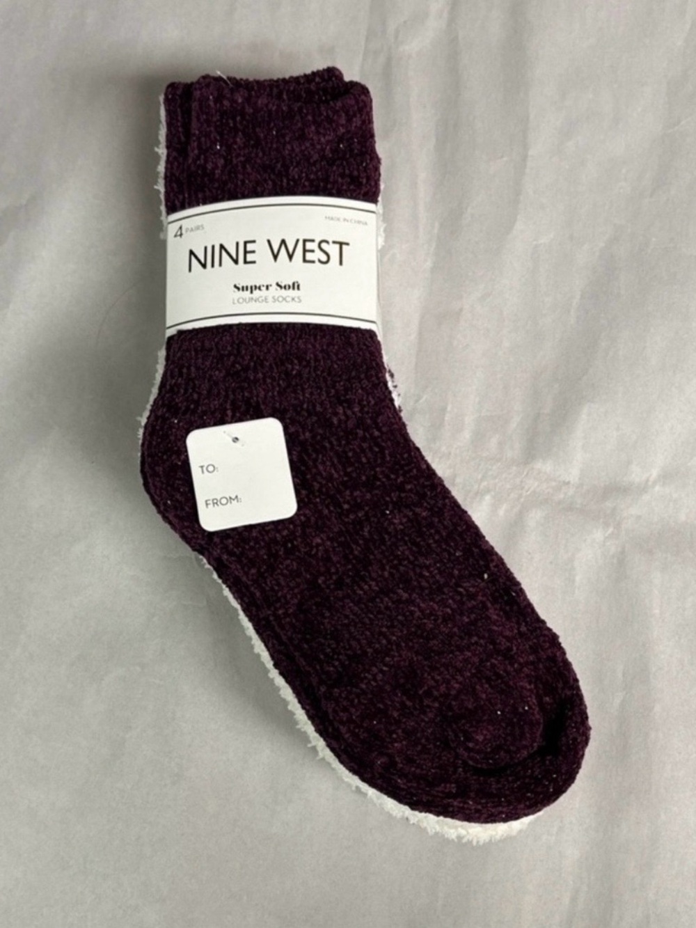 New Nine West Socks Women’s 4 Pair Soft Cozy Plush Fuzzy Lounge Socks Casual